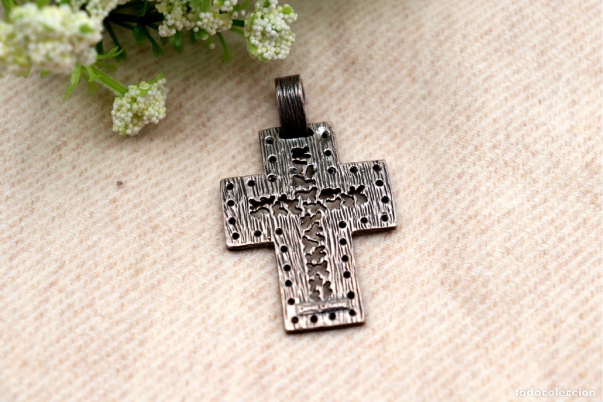 Joyeria: colgante de cruz de plata - Foto 5