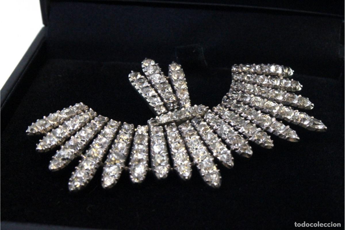 Joyeria: Broche en oro de 19,2K y plata con espinelas. - Foto 2
