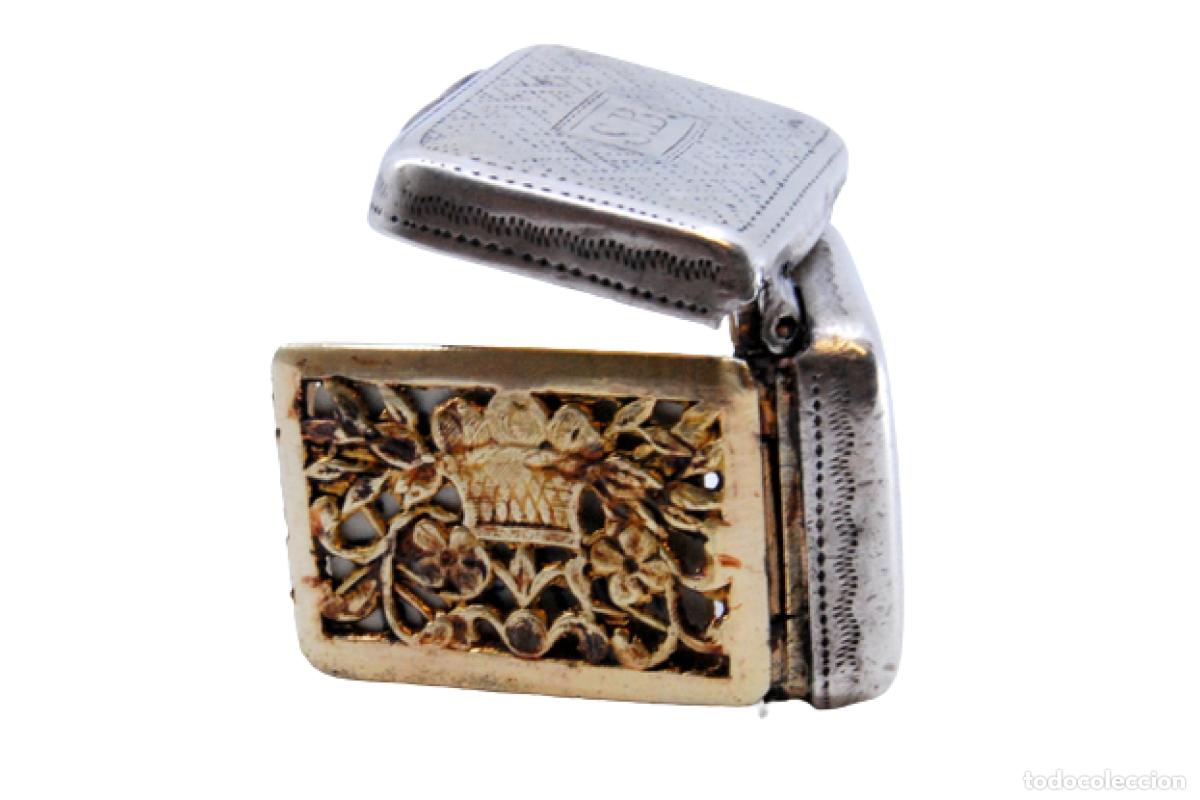 Schmuck: Caja de vinagreta de oro y plata, del reinado de Jorge III.