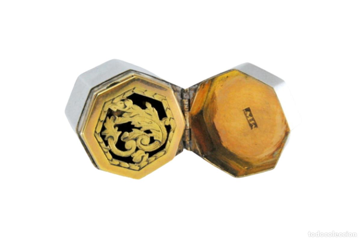 Schmuck: Caja de vinagreta de oro y plata, del reinado de Jorge III.
