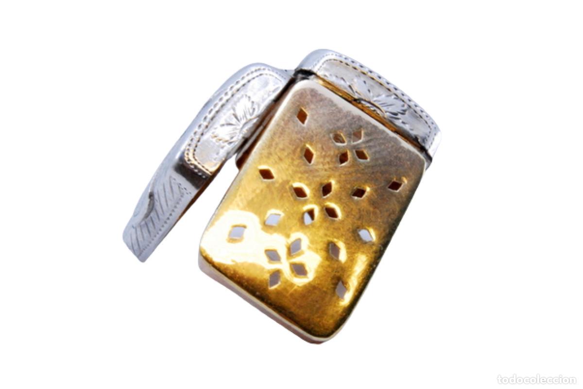 Schmuck: Caja de vinagreta de oro y plata, del reinado de Jorge III.