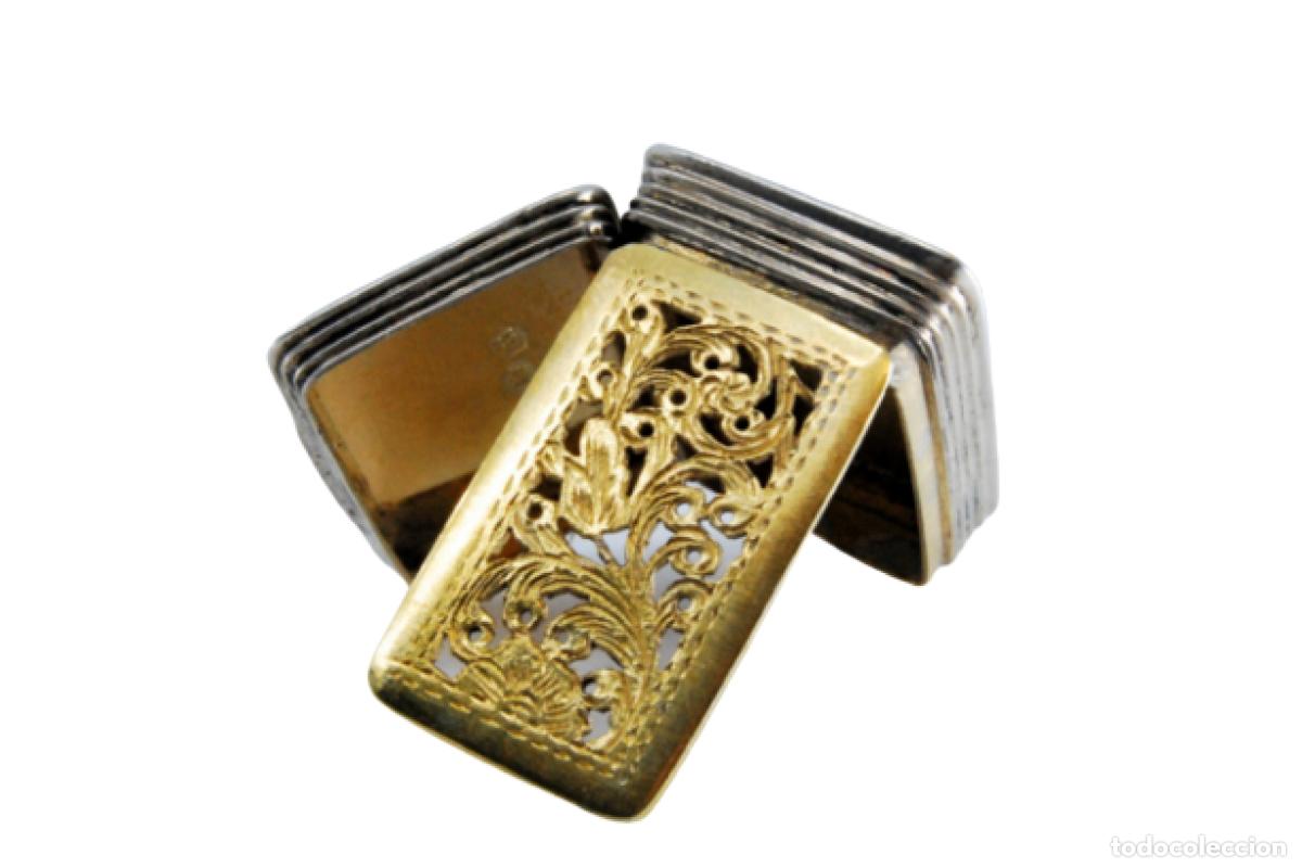 Schmuck: Caja vinagreta de oro y plata, de la &eacute;poca de Guillermo IV.