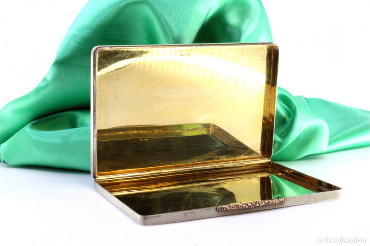 Schmuck: Caja de cigarrillos, en plata y oro de 18 quilates.