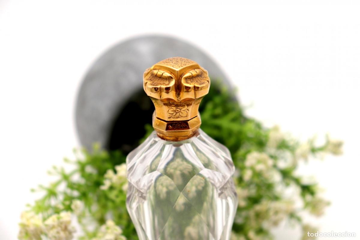 Joyeria: Frasco de perfume, fabricado en cristal y oro de 15K. - Foto 4