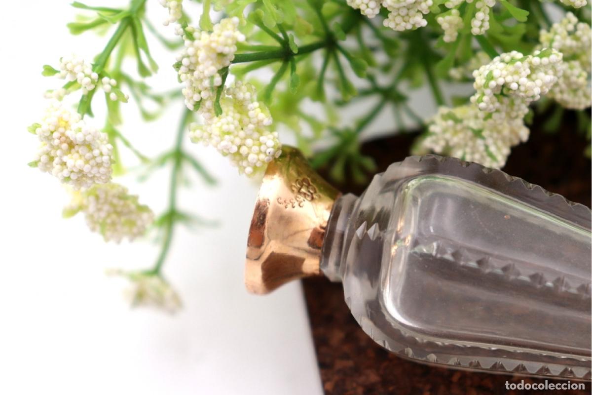 Joyeria: Frasco de perfume, fabricado en cristal y oro de 15K. - Foto 6