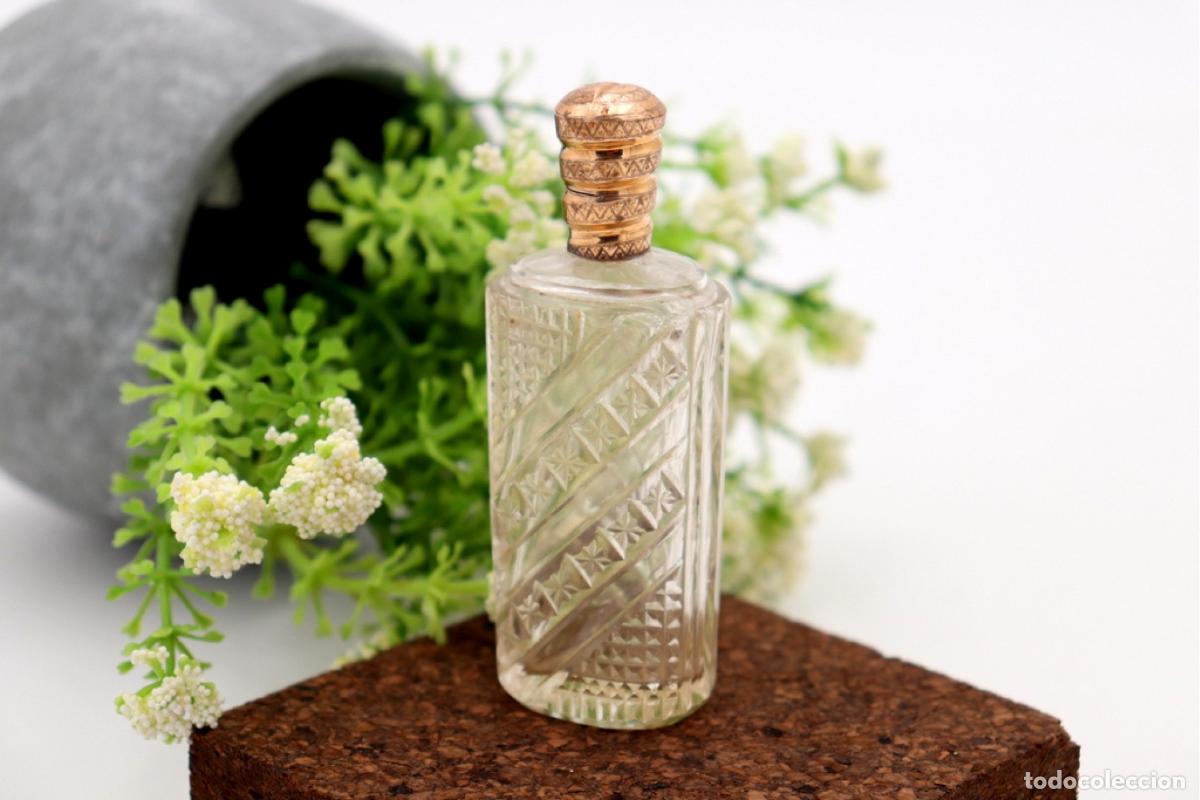 Joyeria: Frasco de perfume, fabricado en cristal y oro de 15K. - Foto 2