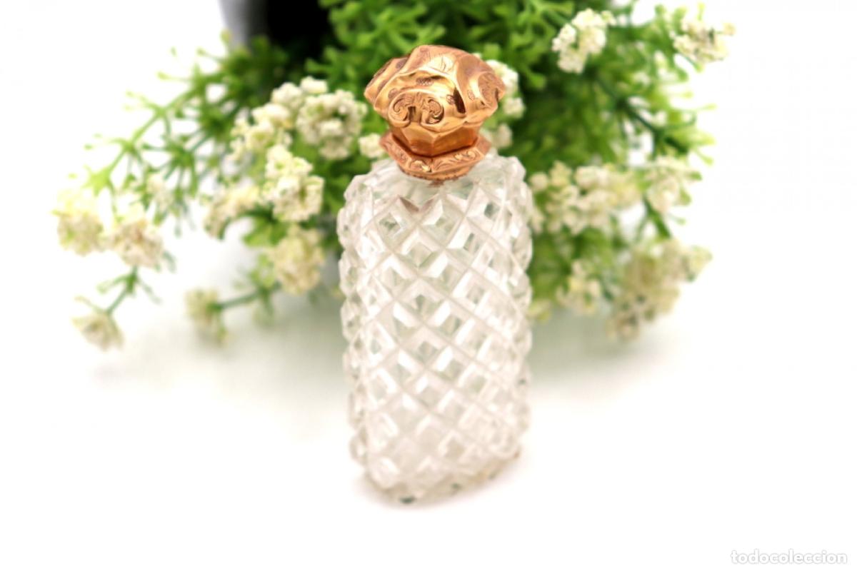 Joyeria: Frasco de perfume, fabricado en cristal y oro de 15K. - Foto 4