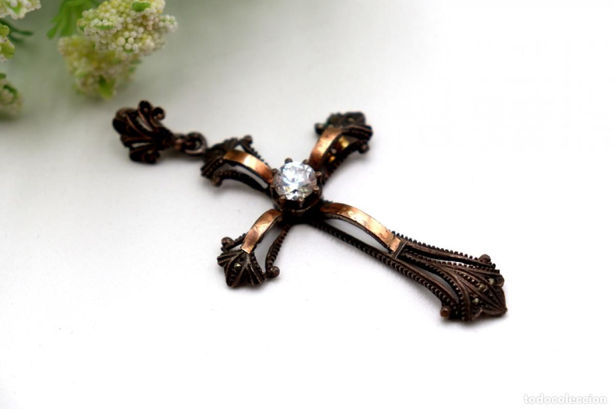 Joyeria: Colgante de cruz de oro y plata - Foto 3