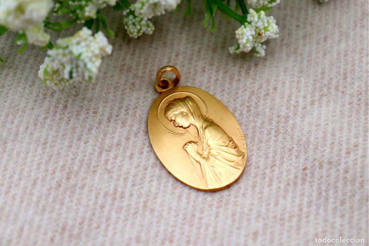 Joaillerie: Colgante de oro de 19,2 quilates - San Antonio de Lisboa