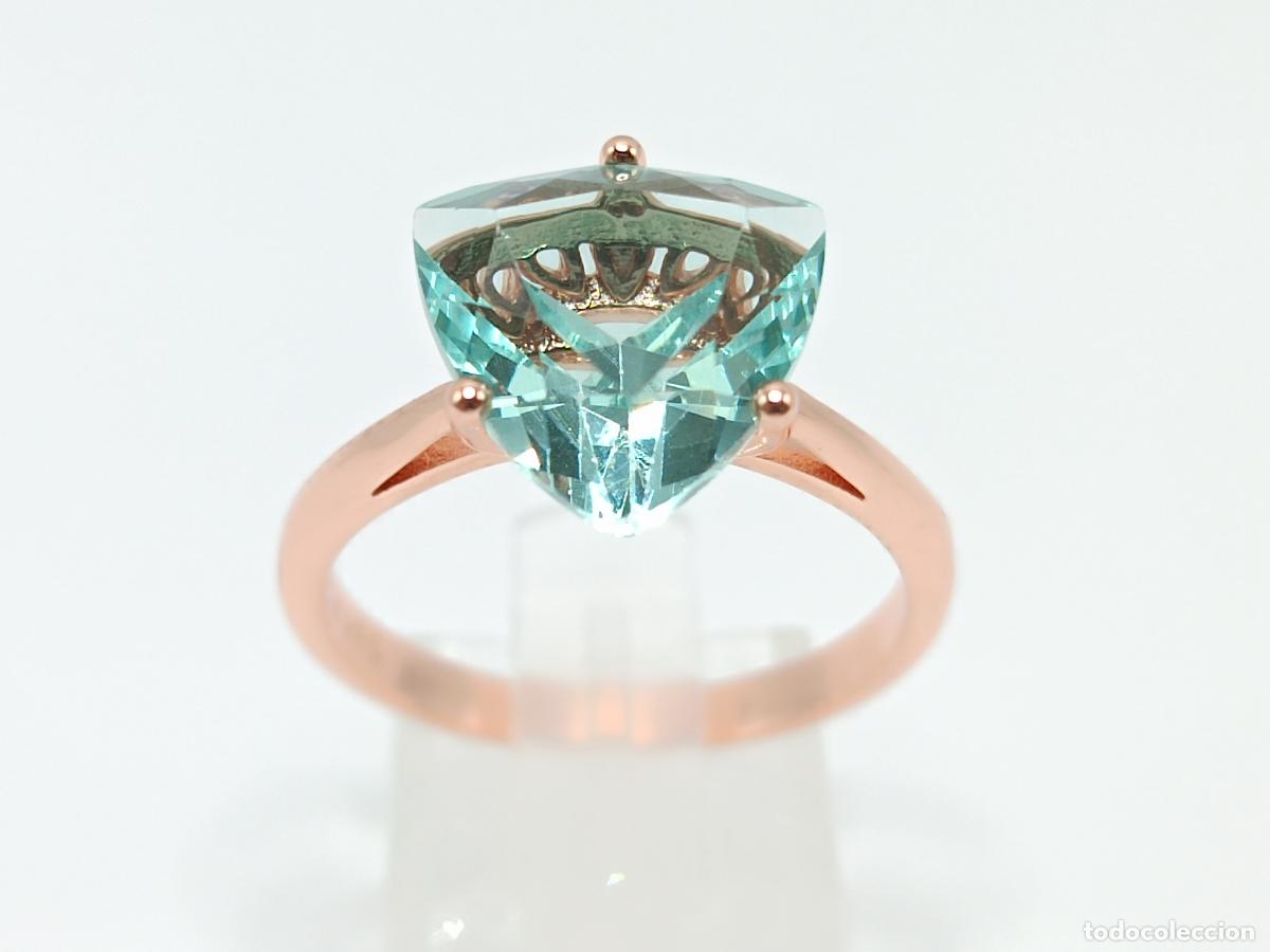 Joyeria: Precioso anillo en oro de 14k con piedra aguamarina tallada