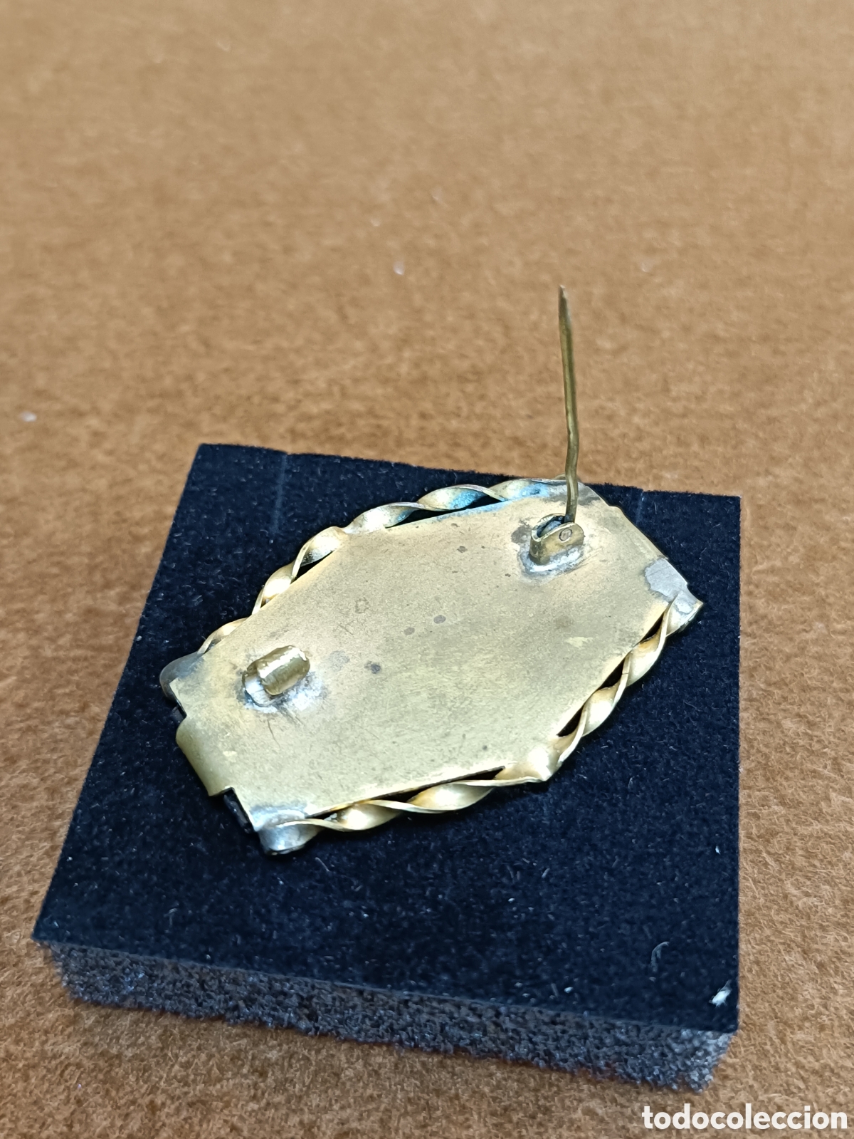 Joyeria: ANTIGUO BROCHE LUTO, LAT&Oacute;N Y AZABACHE . - Foto 4