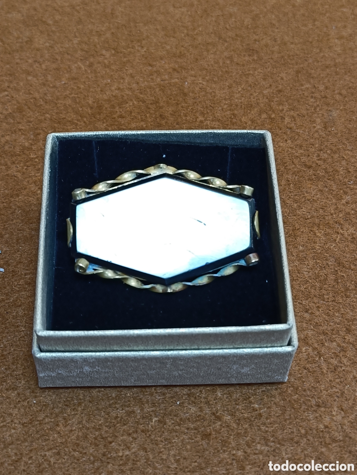 Joyeria: ANTIGUO BROCHE LUTO, LAT&Oacute;N Y AZABACHE . - Foto 5