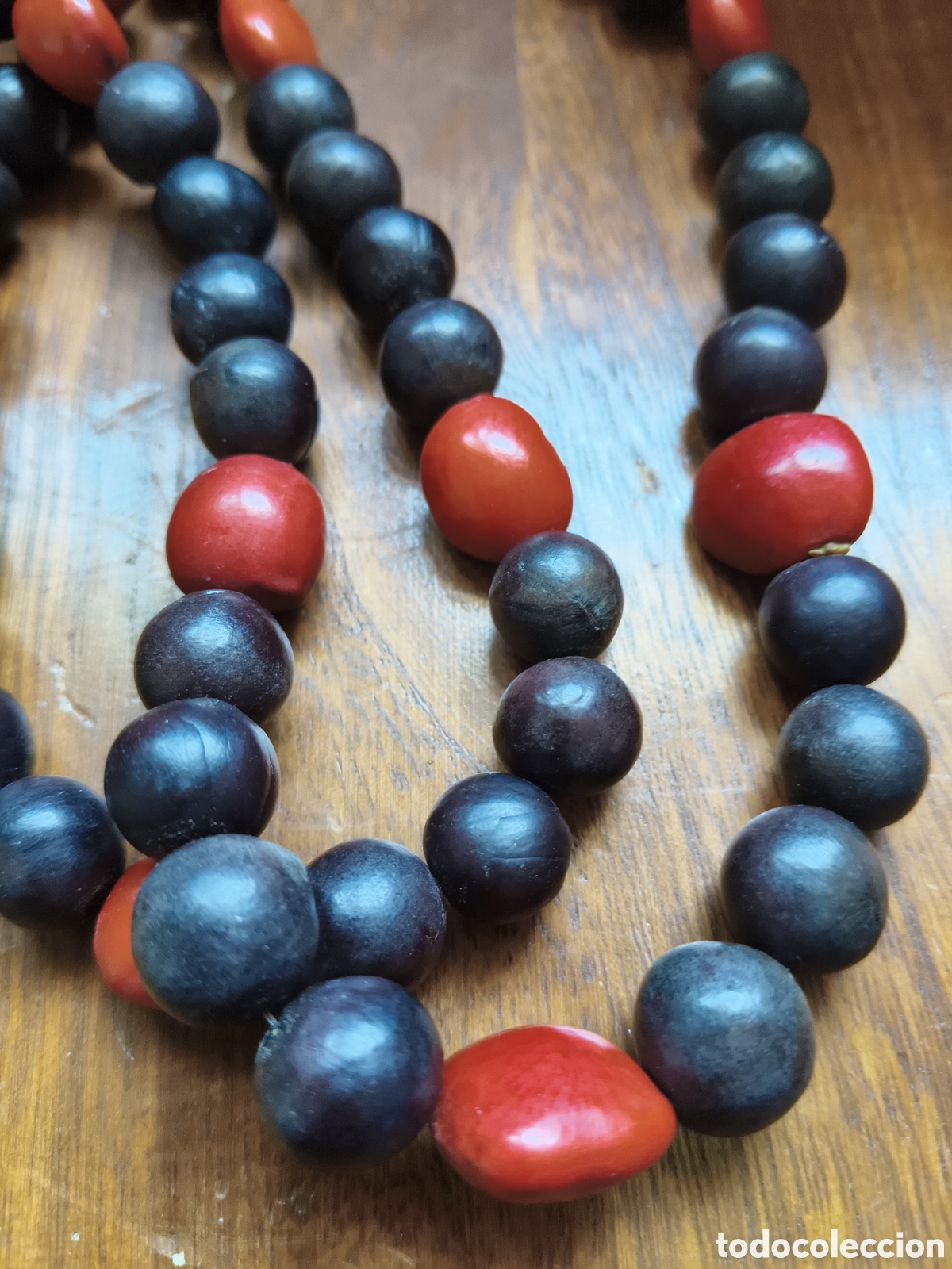 Joyeria: Hermoso collar de semillas rojas y negras - Foto 5