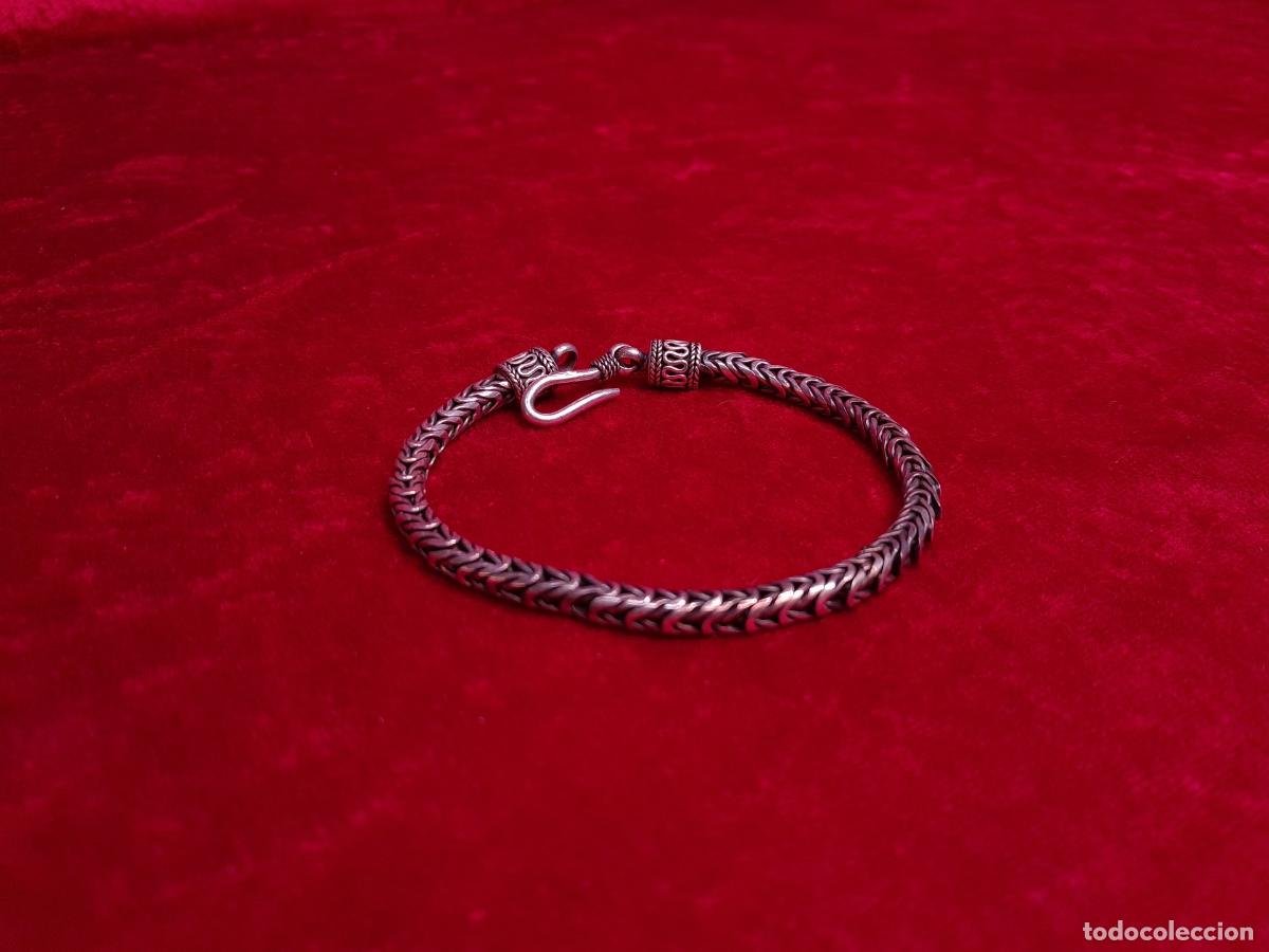 Jewelry: J-4432.PULSERA DE ESTILO BALIN&Eacute;S EN PLATA DE LEY CON TEJIDO DE COLA DE ZORRO. SIGLO XX.