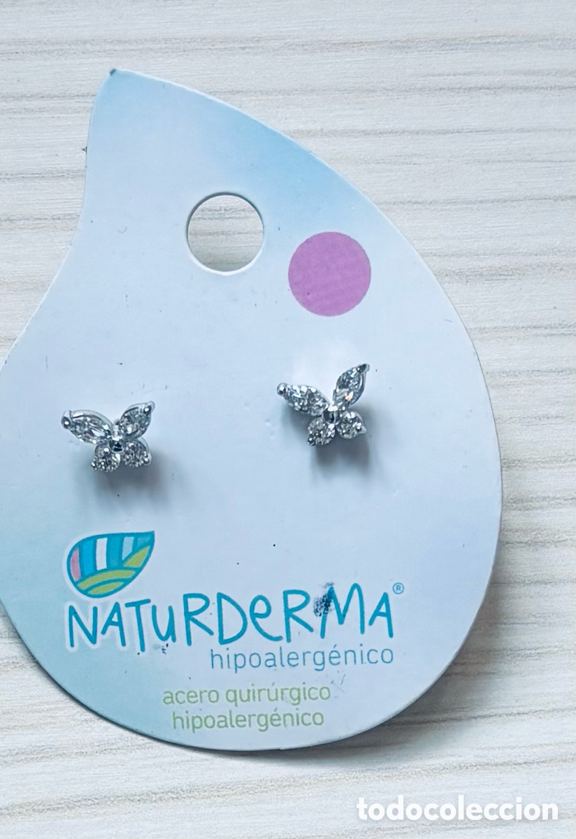 Joyeria: Pendientes Mariposa con Cristales (Acero Quir&uacute;rgico Hipoalerg&eacute;nico)