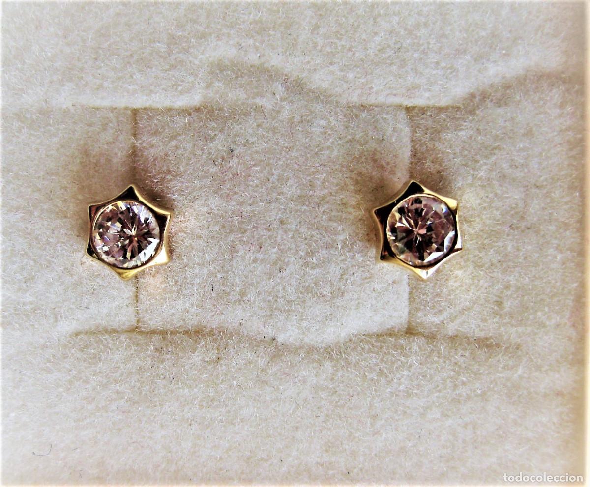 Joyeria: PENDIENTES DE ORO DE 18 KLTS. CON CIRCONITAS - CIERRE DE ROSCA - SIN ESTRENAR