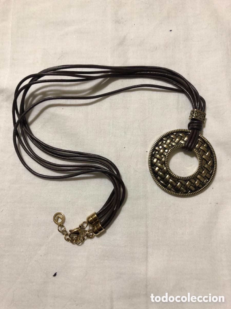 Jewelry: Collar Viceroy colgantes dorado con cord&oacute;n