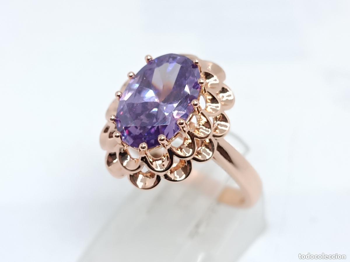 Joyeria: Precioso anillo en oro de estilo art deco con bella amatista tallada