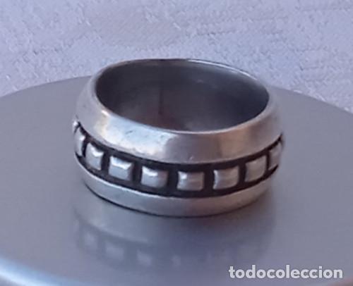 Schmuck: ANILLO ANTIGUO - CON RELIEVE - EN PLATA DE LEY 925