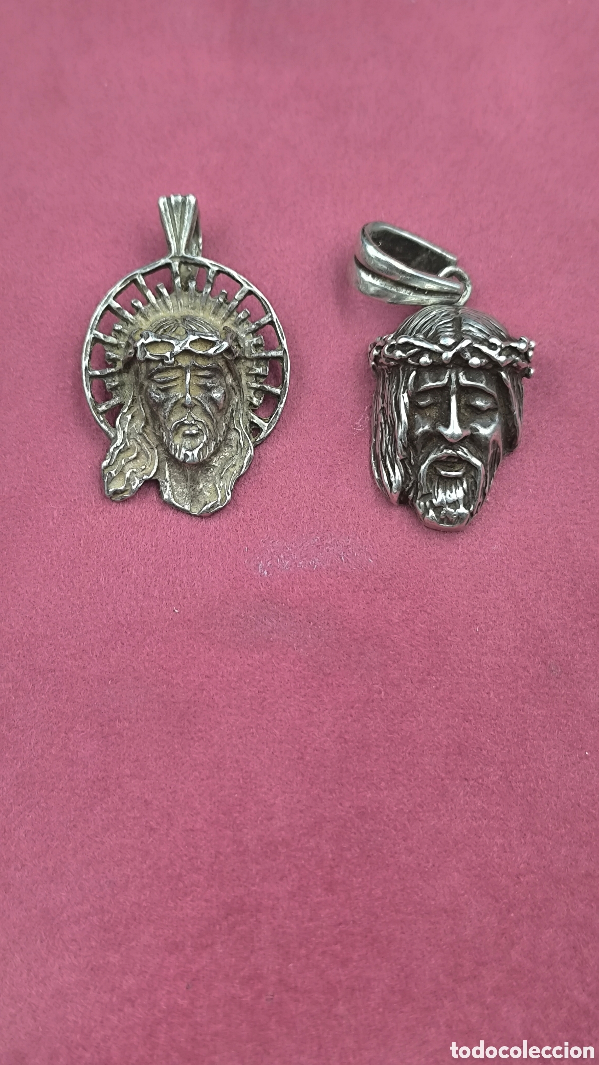 Jewelry: Colgantes religiosos plata y posible plata. Cristo y Jes&uacute;s Nazareno