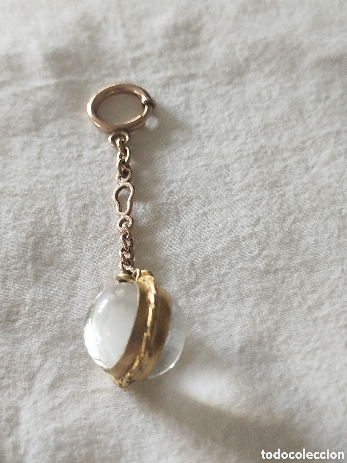 Joyeria: Llavero relicario de cristal