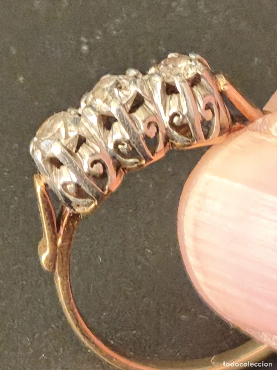 Schmuck: Anillo de &Eacute;poca &rdquo;Trilog&iacute;a&rdquo; en Oro de 18k y 3 Diamantes Talla Antigua - 3,7 gr - Talla 18