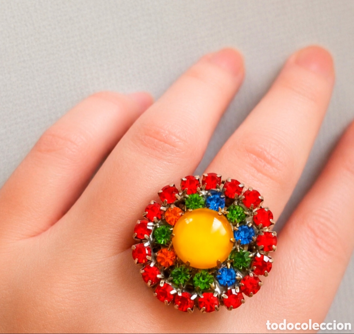 Joyeria: Anillo Art D&eacute;co vintage &ndash; Bot&oacute;n antiguo de cristal de Bohemia &ndash; Anillo grande ajustable