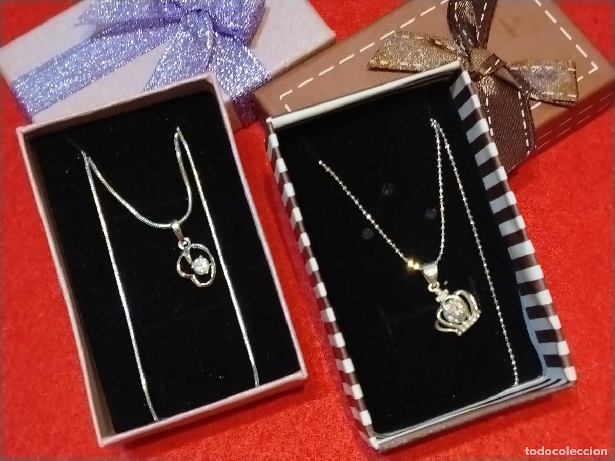 Joaillerie: CONJUNTO DE 2 COLLARES CON COLGANTE CORONA Y CORAZ&Oacute;N EN PLATA Y CIRCONITA BRILLANTE