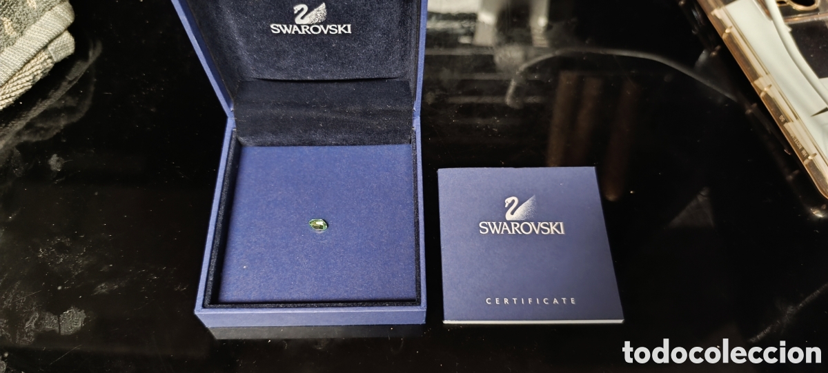 Joyeria: Cristal Swarovski verde en su caja - Foto 2