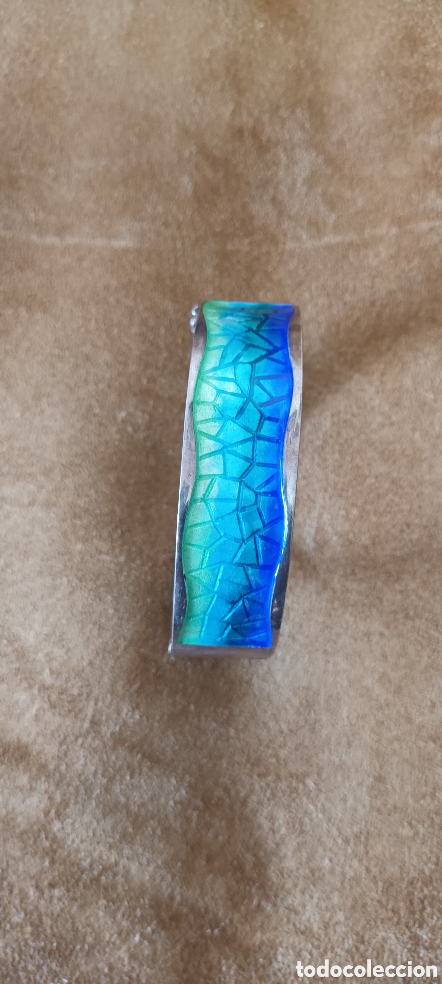 Joalharia: Pulsera de plata y esmalte craquelado