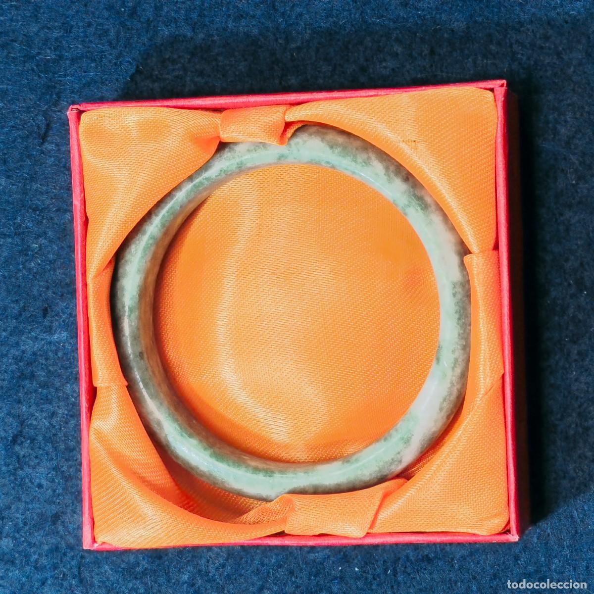 Schmuck: BRAZALETE O ESCLAVA DE JADE VERDE NATURAL. ANCHURA MM. ARO INTERNO 60 MM