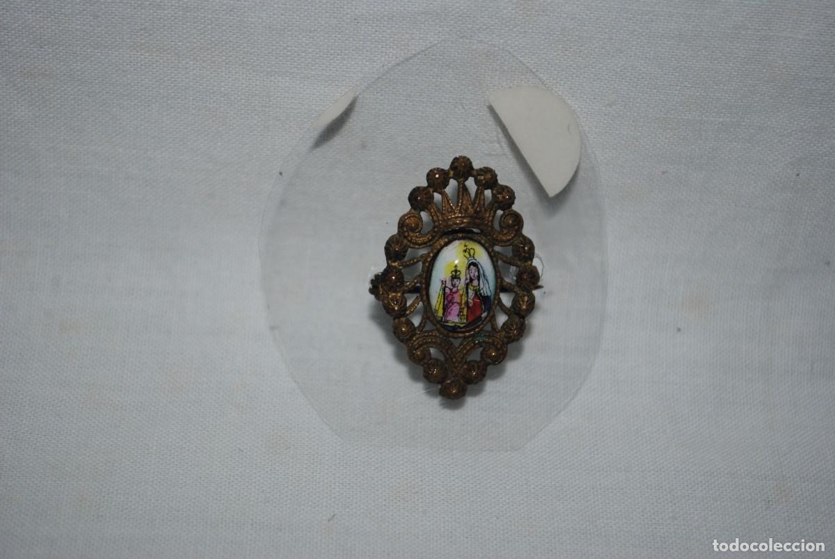 Schmuck: BROCHE DE LA VIRGEN DEL CARMEN