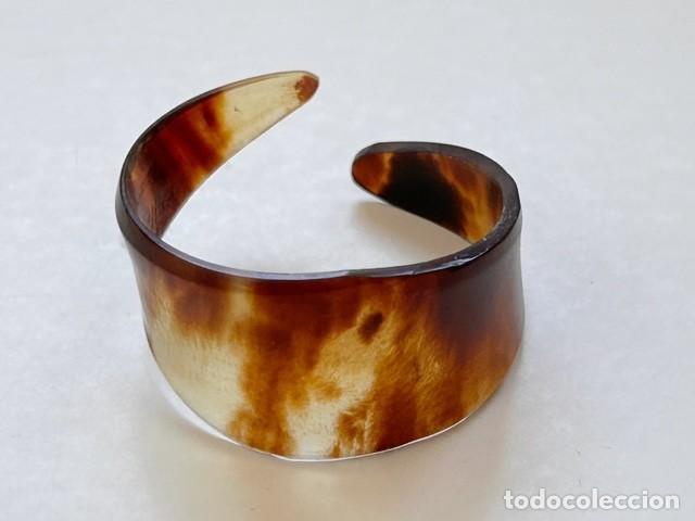 Joyeria: ANILLO ANTIGUO DE CAREY &ndash; GRAN VETEADO NATURAL &Aacute;MBAR