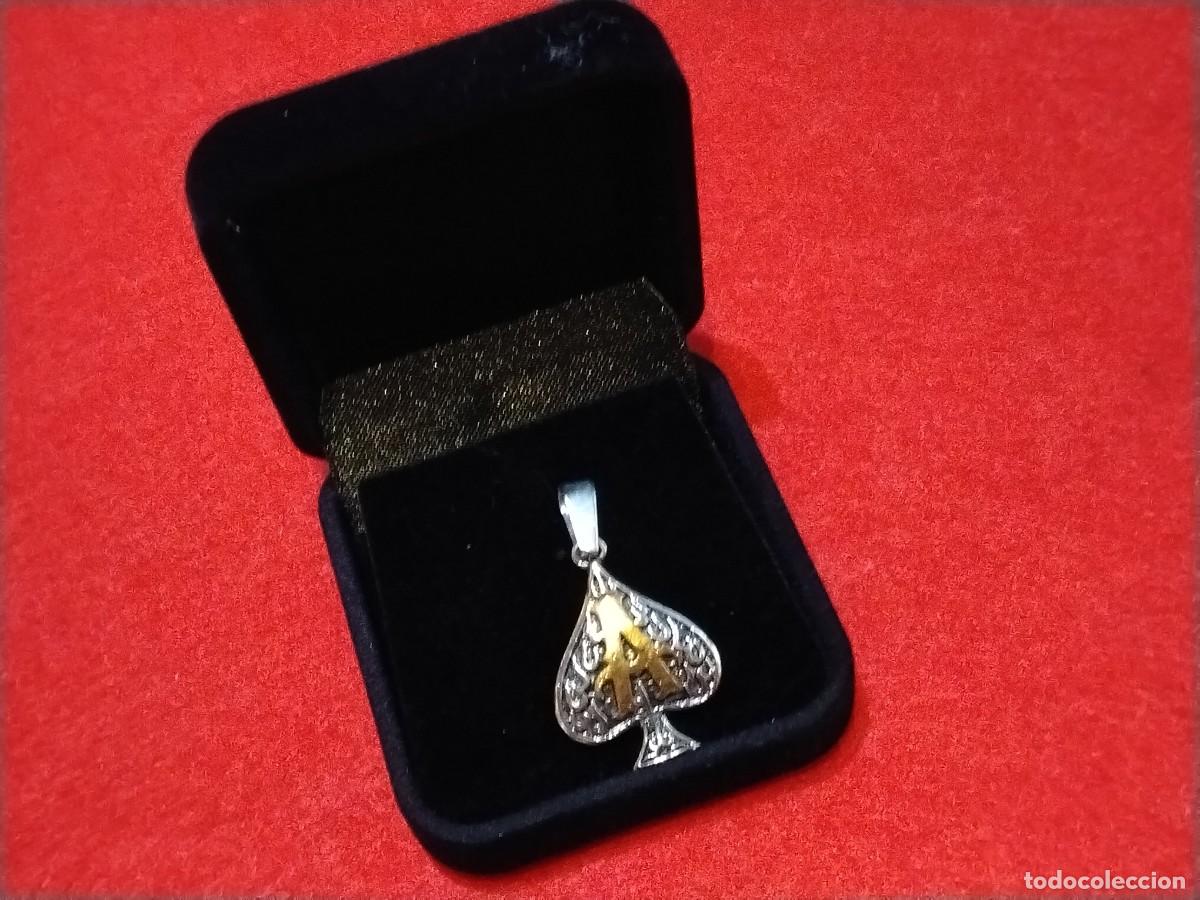 Gioielleria: PRECIOSA CAJA CON COLGANTE AS DE PICAS EN ACERO INOX Y CHAPADO EN ORO