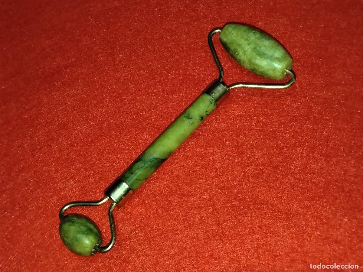 Schmuck: RODILLO FARCIAL DE PIEDRA DE JADE VERDE DE DOBLE EXTREMO
