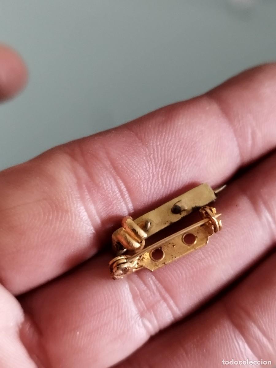 Joyeria: Dos antiguos peque&ntilde;os broches a identificar. - Foto 4