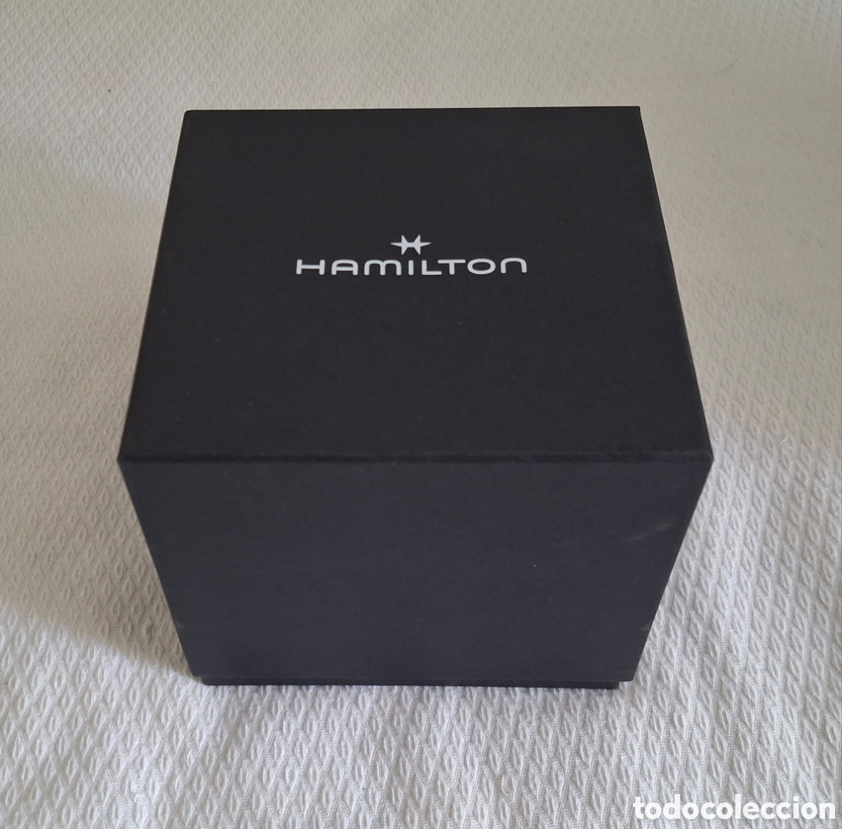 Joyeria: Rlegante sstuche Hamilton para reloj o joya, en madera