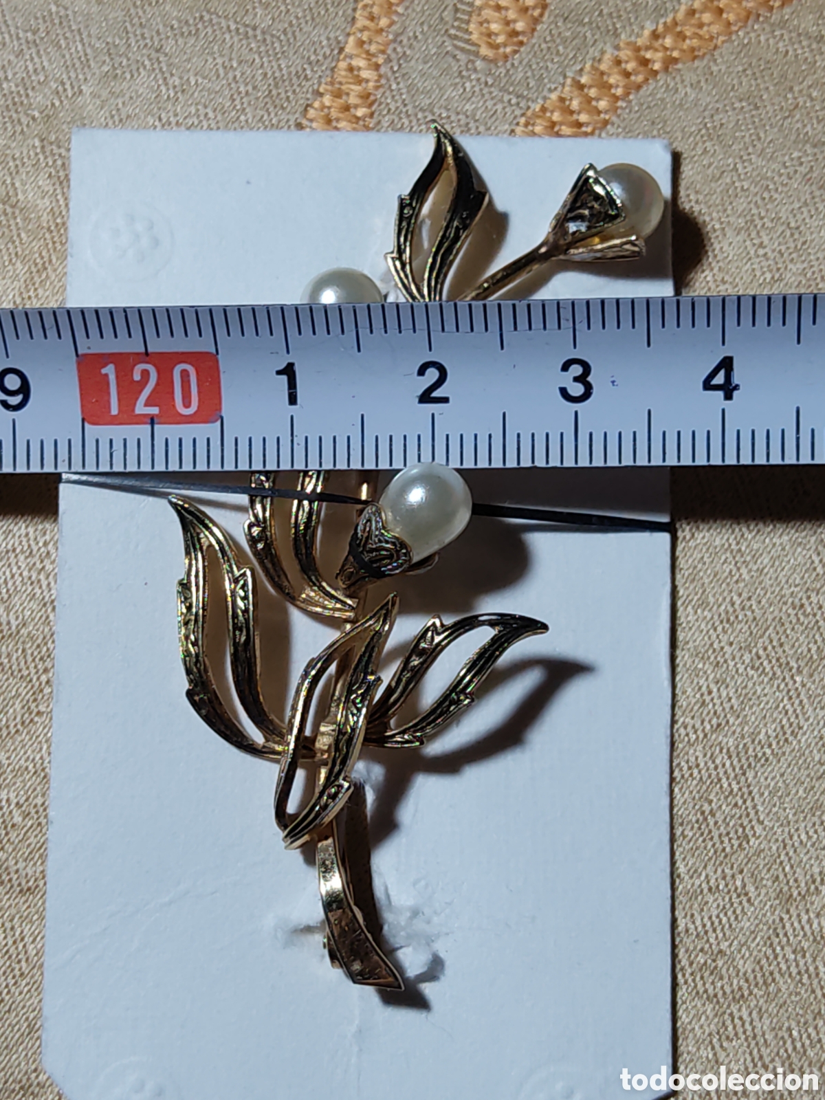 Joyeria: Broche ramo de flores dorado con perlas. - Foto 4
