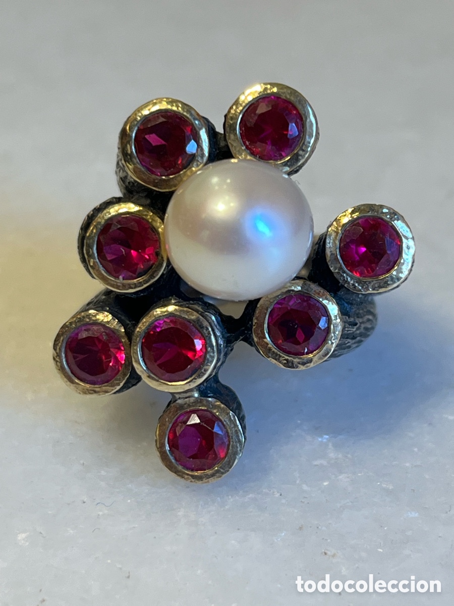 Joyeria: Anillo de plata y detalles de oro Stlyano