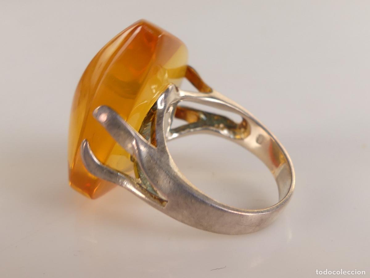 Joyeria: Anillo Plateado Piedra Marr&oacute;n