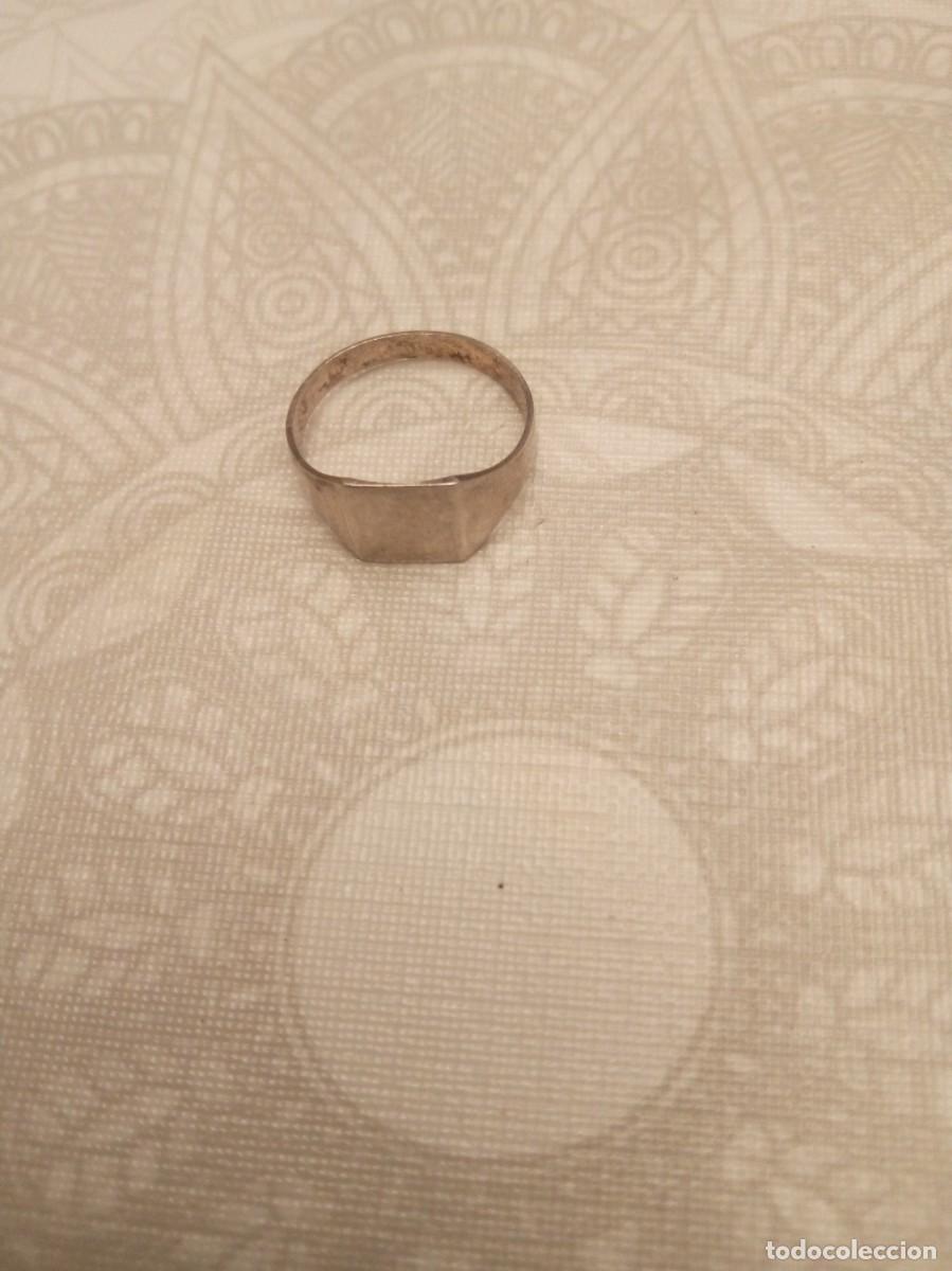Joyeria: Anillo tipo sello de plata.