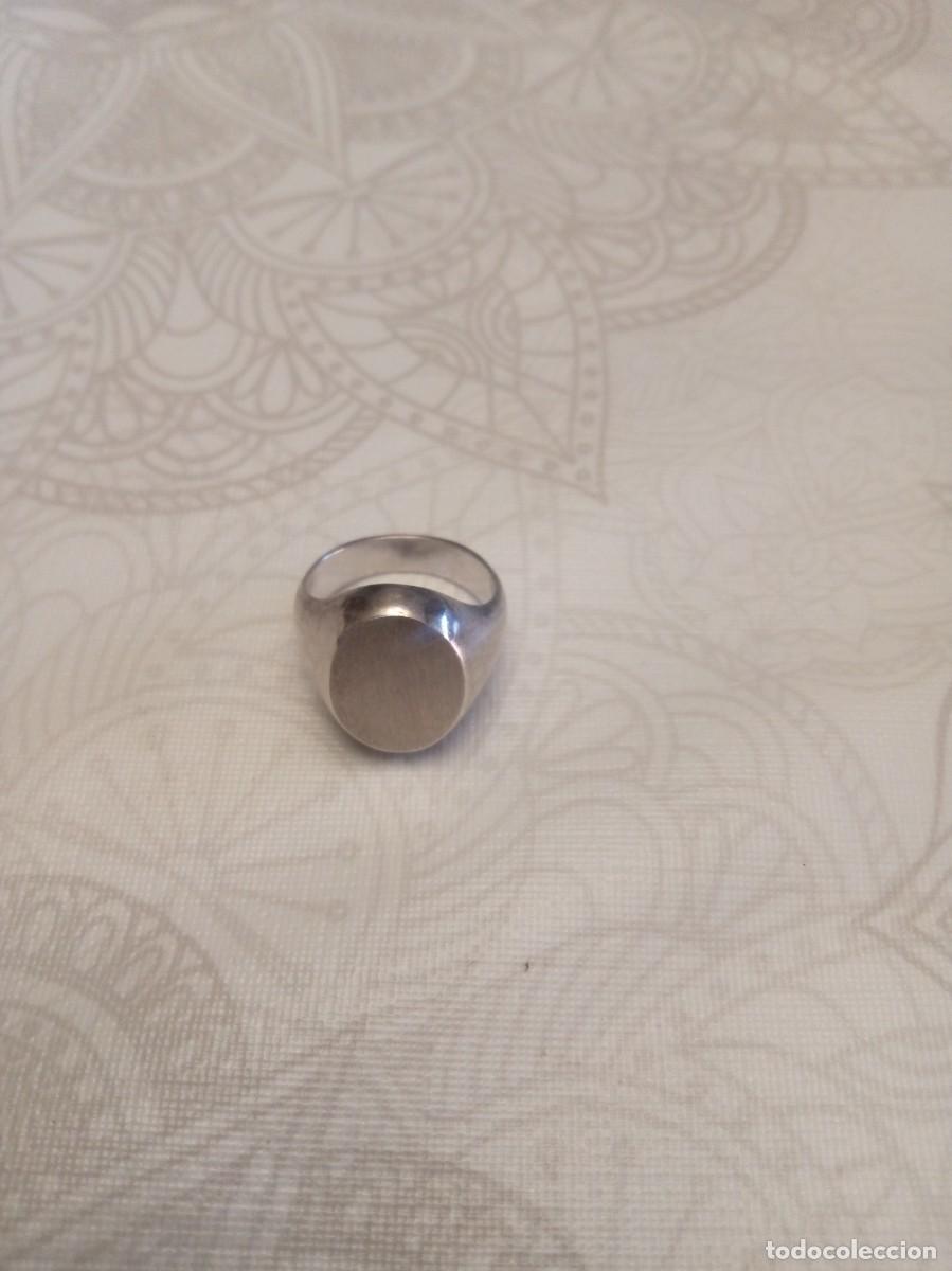 Joyeria: Anillo tipo sello de plata.