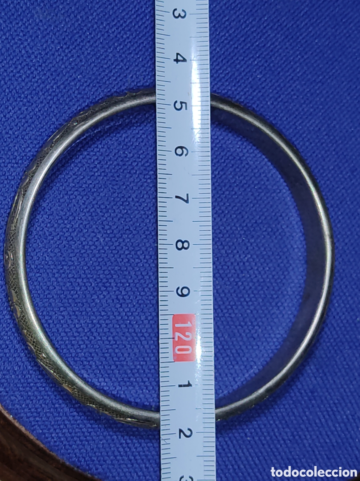 Joyeria: Antigua pulsera de lat&oacute;n repujado. - Foto 5