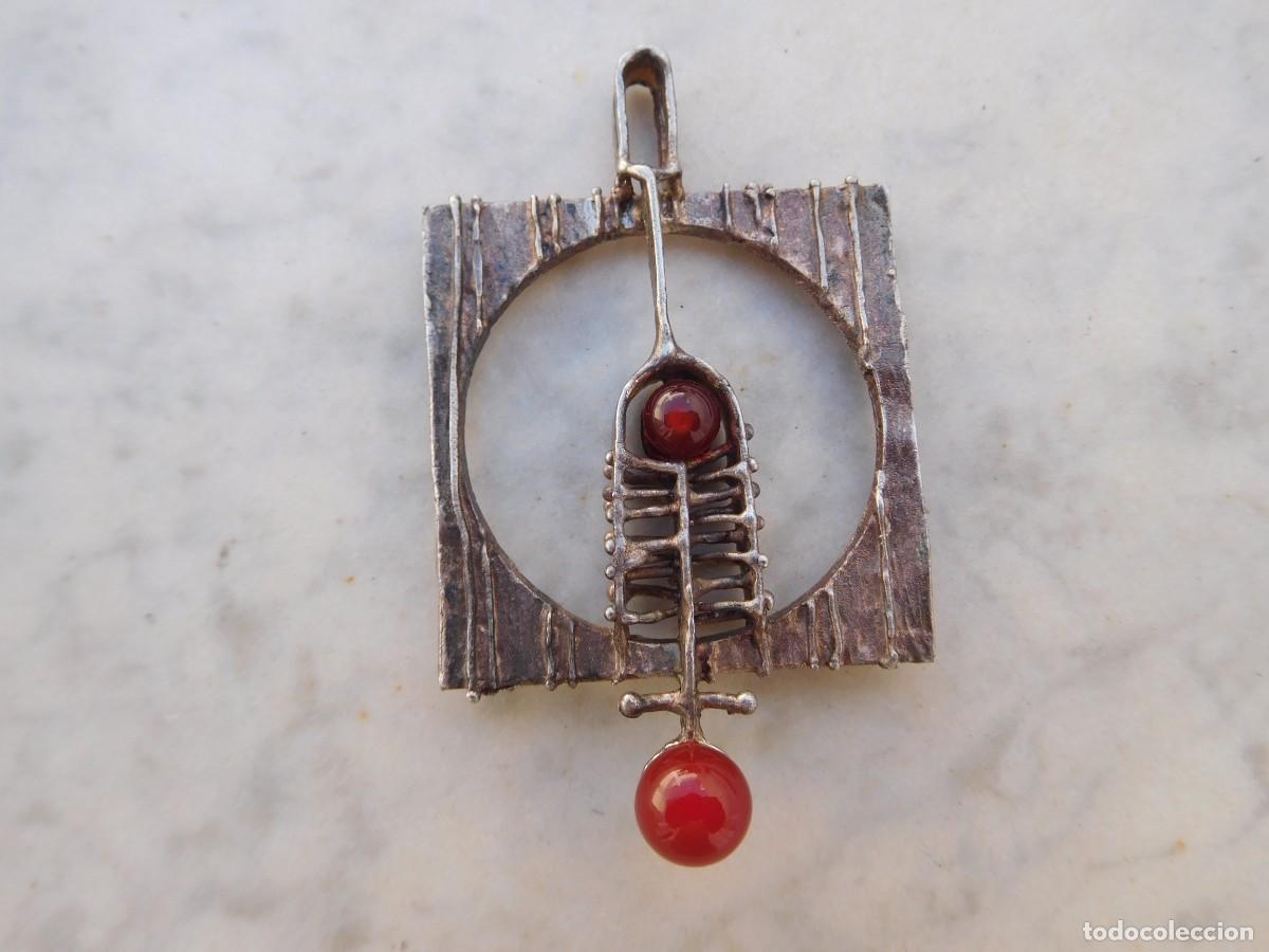 Joyeria: Colgante de plata vintage de dise&ntilde;o
