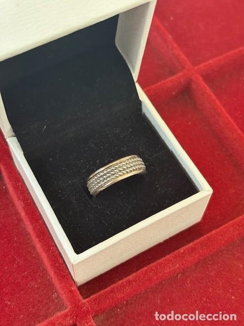 Joyeria: Anillo labrado Plata de ley vintage &middot; Bordes Oro