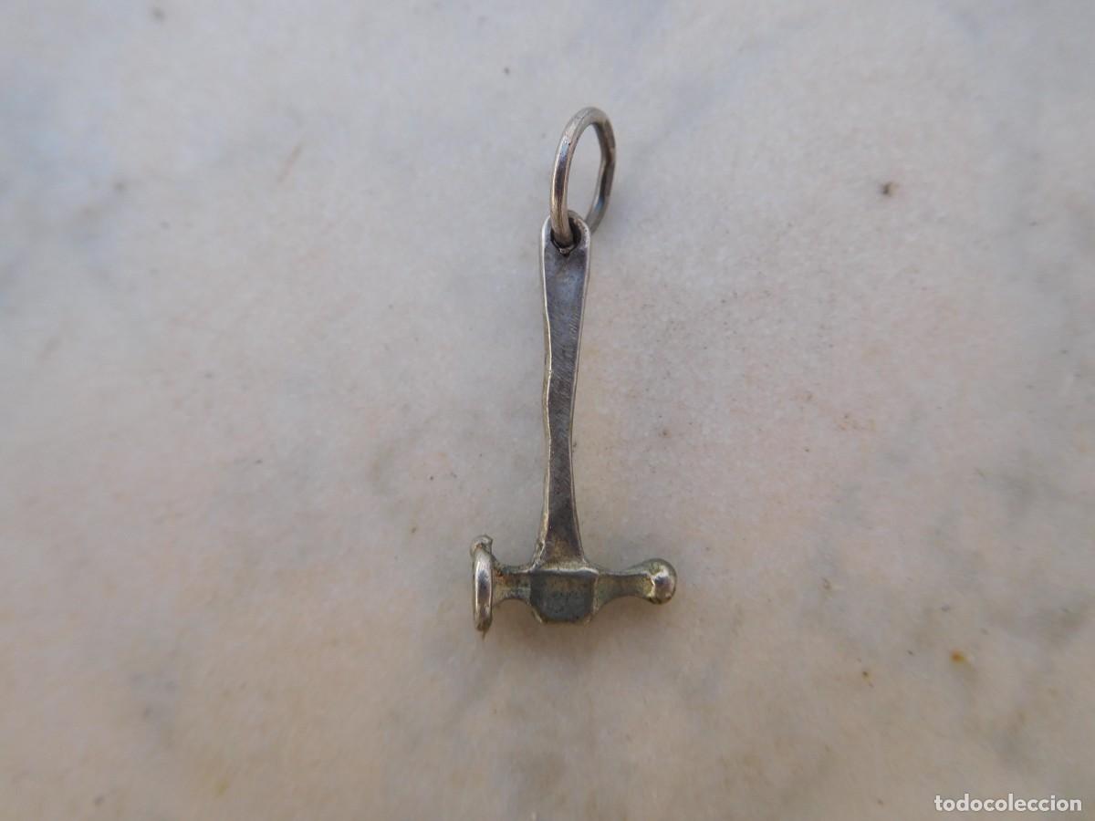 Joyeria: Colgante de plata martillo