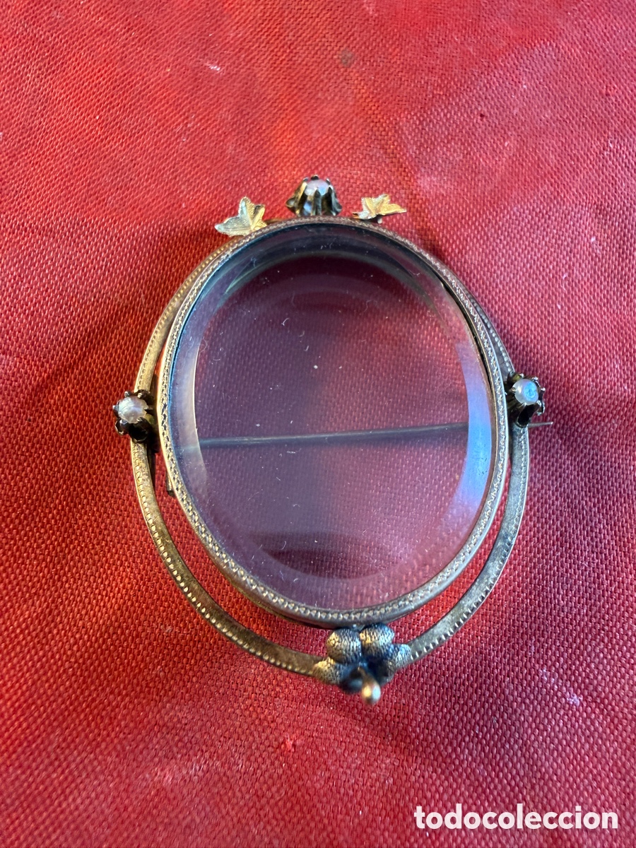 Joyeria: Broche oro guardapelo S XIX decorado con perlitas - Foto 1