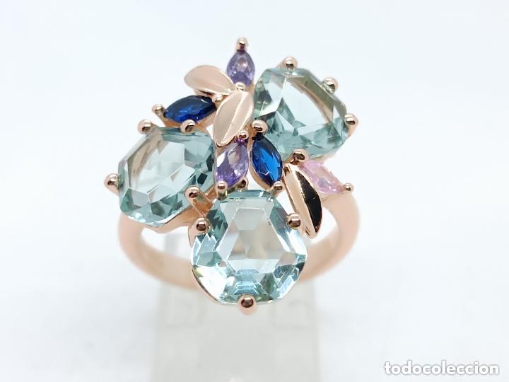 Joyeria: Impresionante anillo en oro de 14k con aguamarinas creadas engastadas en garras