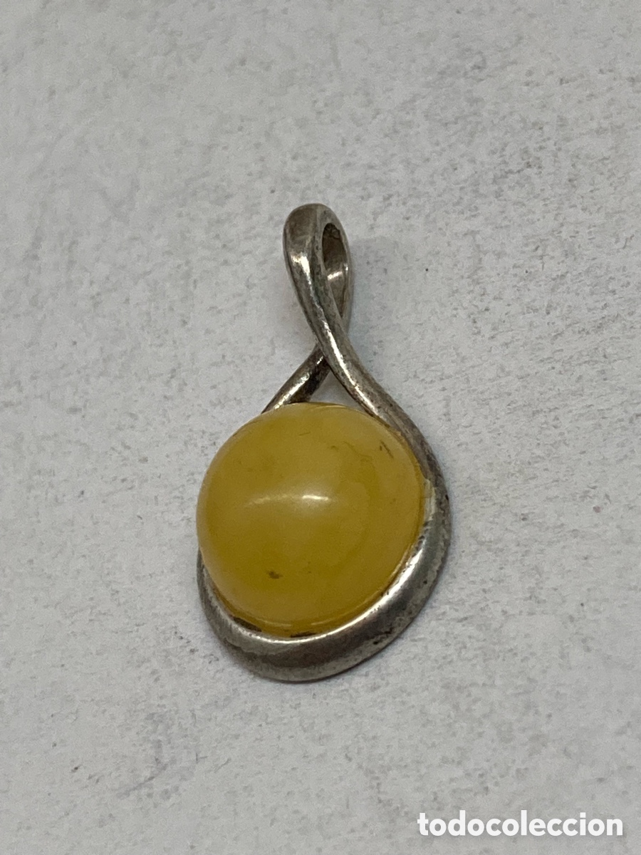 Gioielleria: Colgante de plata y ambar C593