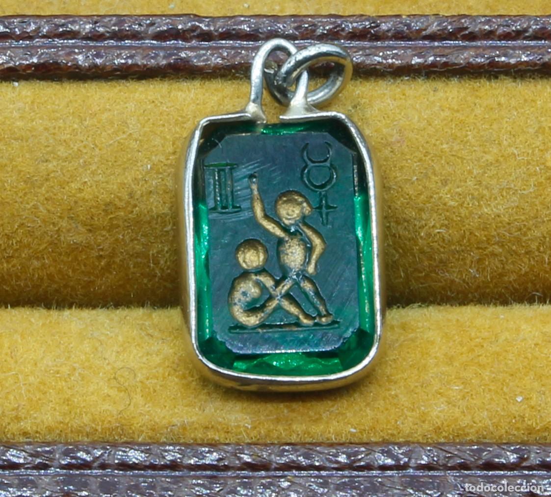 Joyeria: Colgante vintage del signo zodiacal G&eacute;minis